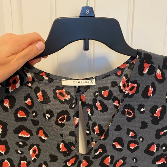 Caramela Adorable Shirt Leopard Print Made in USA - Picture 4 of 6